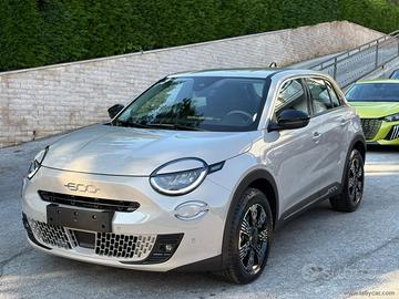 FIAT 600 Hybrid 145 CV DCT MHEV Icon