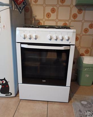 Cucina a gas Beko