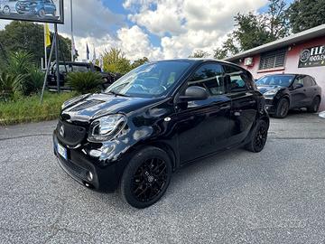 Smart ForFour 70 1.0 twinamic NIGHT EDITION NESSUN