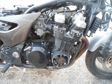 motore kawasaki zr7