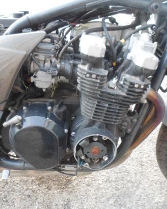 motore kawasaki zr7