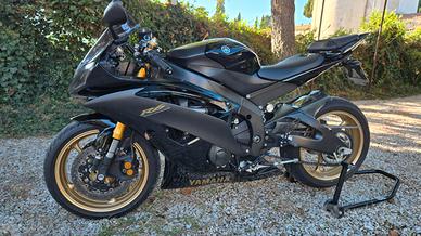 Yamaha YZF R6 usata in vendita in Toscana e vicinanze