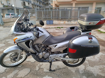 Moto Honda Transalp 650 del 2003