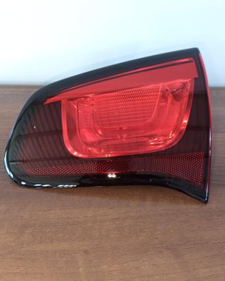 Coda Fanale posteriore Citroen C3 2009 su portello