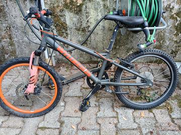 Mountain bike Decathlon B'Twin 20 pollici