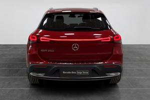 Mercedes Eqa 250. Perfetta