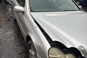 Mercedes classe c 220 diesel 2004 disponibili tutt