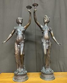 Coppia ancelle in bronzo