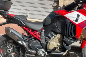 Ducati multistrada v4 pikes peak