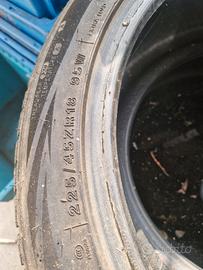 pneumatici 4 stagioni 225 45 r18