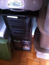 Mobiletto portatile per tv e stereo nero in legno