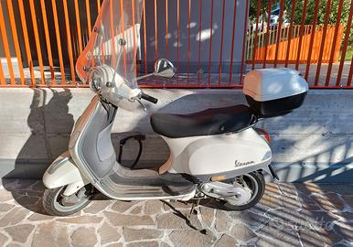 Piaggio Vespa 50