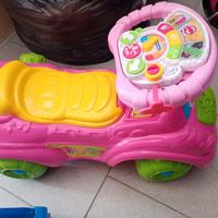 Macchinina cavalcabile bimba