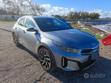 Kia xceed 136 CV mild Hybrid diesel