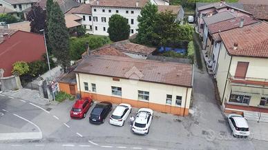 LABORATORIO A COLOGNOLA AI COLLI