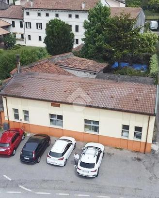 LABORATORIO A COLOGNOLA AI COLLI