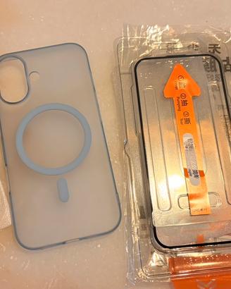Cover e 3 pellicole per iPhone 16 nuovi