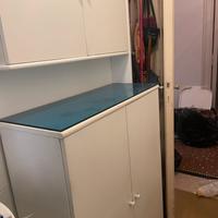 Set Mobili bagno, legno e vetro azzurro