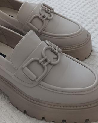 Scarpe autunnali da donna. Taglia 36