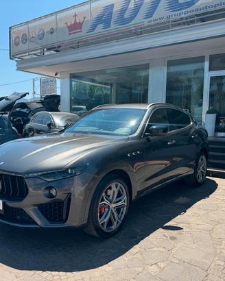 Maserati Levante VULCANO 3.0 V6 AWD Gransport ONE 