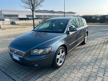 Volvo v50 2006