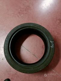 Gomme auto
