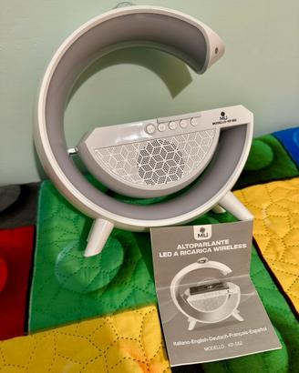 Altoparlante led + ricarica wireless