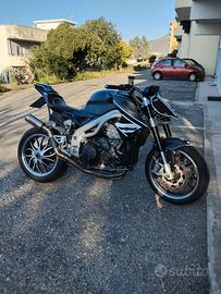 triumph 955 special bike