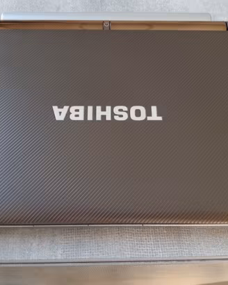 TOSHIBA FUNZIONANTE AL 100%
