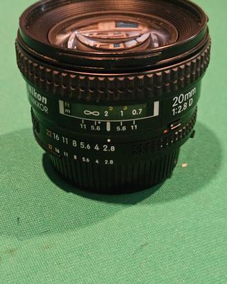 Nikon NIKKOR Af 20 mm f/2.8D