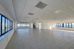 CAPANNONE A GIULIANOVA