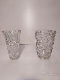 Coppia di vasi portafiori in vetro massiccio