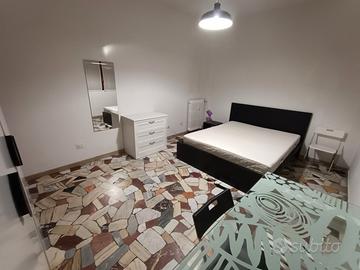 Camera singola grande