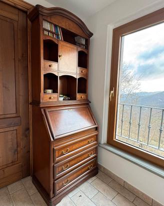 Libreria con scrittoio a ribalta