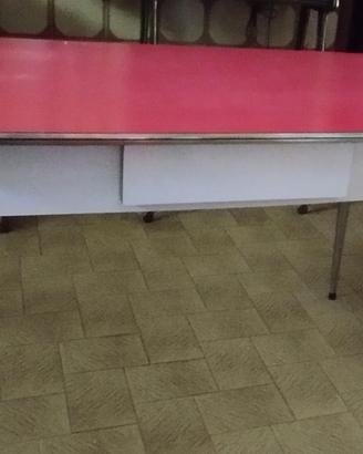 tavolo da cucina in formica vintage 
