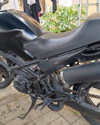 Ducati Monster 600