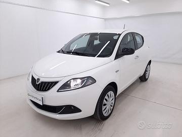 Lancia Ypsilon Hybrid Gold BR067213 1.0 Mild Hybri