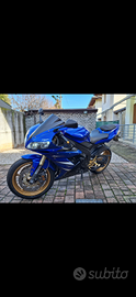 Yamaha r1 2005