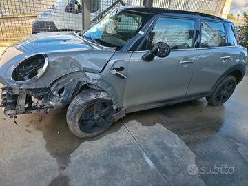 MINI ONE F55 DEL 2015 DIESEL