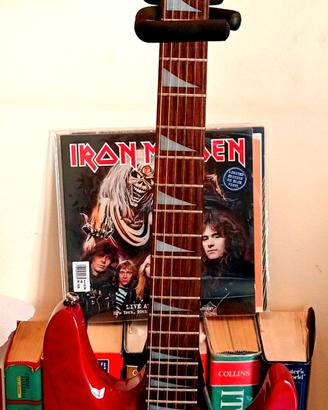CHITARRA ROCK/METAL Washburn OMAGGIO AMPLI