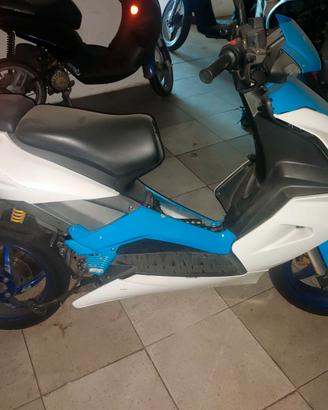 Scooter SR 50 per ricambi
