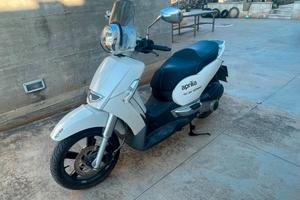 Aprilia Scarabeo 300