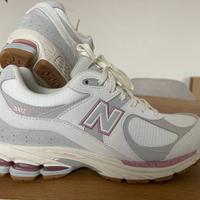 New Balance 2002R donna
