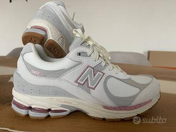 New Balance 2002R donna