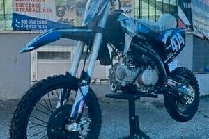 Pitbike modello RXF 140