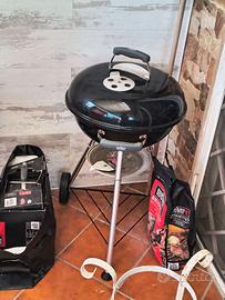 Barbecue Weber modello kettle da 47cm