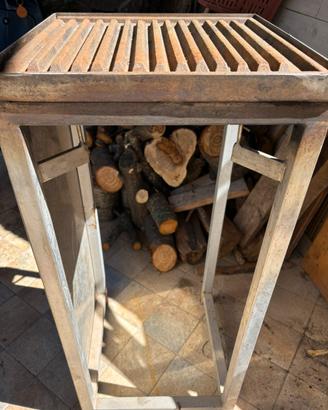 Barbecue in acciaio