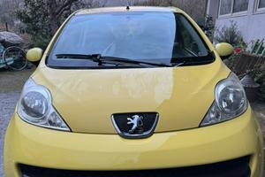 Peugeot 107 1.0 68cv 3 porte 2006