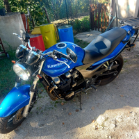 Kawasaki ZR7