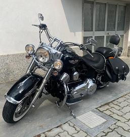 Harley-Davidson Deluxe 1590 abs - 2011
